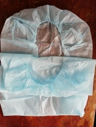 Mattress cover included in the Set of surgical clothing and linen, disposable, sterile and non-sterile KH "GEXA".