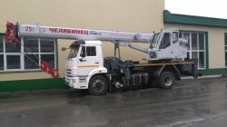 Truck crane ??-55732 of modification 6929H2-1 (using cab ??-55732?1.92.00.000 or ??-65717?5.92.00.000 ) on base