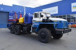 Cementing unit (CA), UZST brand, type UZST01, modification 5870-07 on Ural 4320-74 chassis.