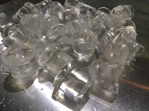 Ice Cube Maker with Water-Cooled Condenser LG-46/15K-01