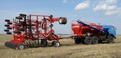 Automobile sowing complex "Agrator-8500 Auto"