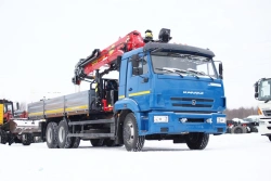 Special purpose vehicle with KMA type hydraulic loading crane on the basis of KAMAZ 43118 and its modifications 41K10N-UH