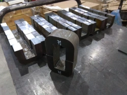 PL type magnetocouplers