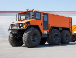 Snowmobile with 6x6 wheel arrangement on low pressure tyres in Arctic version 02.002A