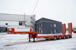 Semitrailer Tverstroimash 993941 modification 0022 variant - sliding platform with double folding hydraulic ramps