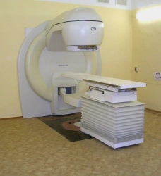 Linear electron accelerator ELLUS-6M