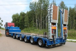 Semi-trailer low-bed flatbed six-axle TP-697