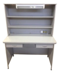 Laboratory table