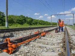 Rail tensioner P700