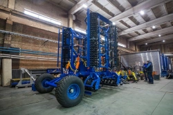 Combined seedbed cultivator Kramp