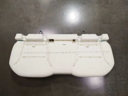 7003101XKN61A Rear cushion foam 100%