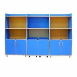 Set of cupboards