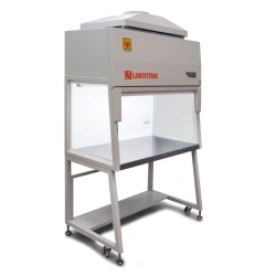 Abacterial air environment box for operator protection when working with pathogenic agents and airborne microorganisms.