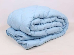 Blanket with synthetic filling 205x134cm