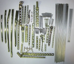 Set of metal fixators with a set of tools for their installation, removal and replacement "OSTEOSTAB".
